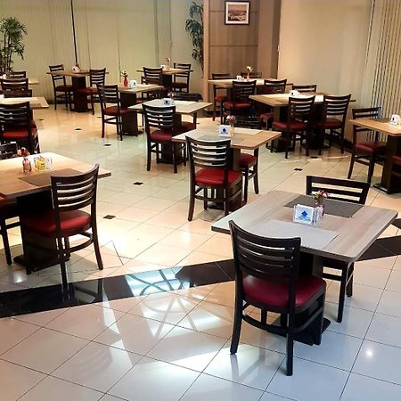 Hotel Cristal Rio Claro Bagian luar foto