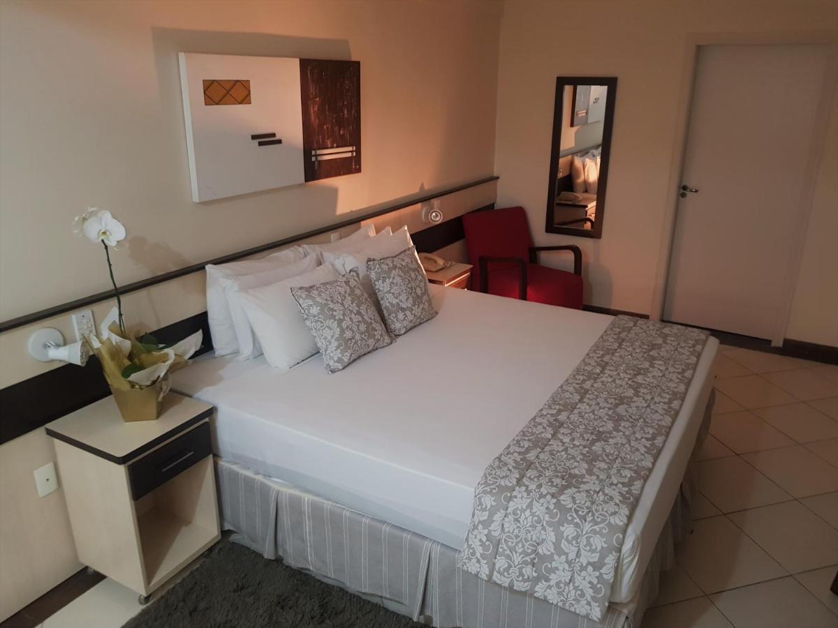 Hotel Cristal Rio Claro Bagian luar foto
