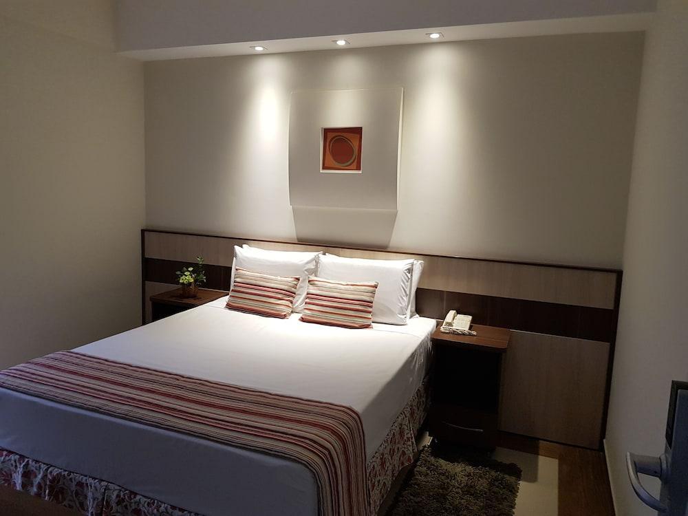Hotel Cristal Rio Claro Bagian luar foto