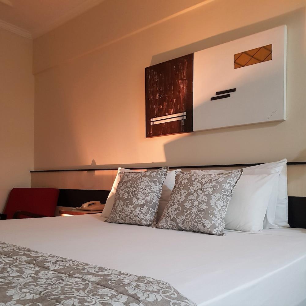 Hotel Cristal Rio Claro Bagian luar foto